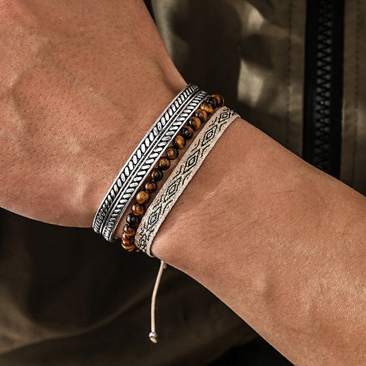 Conjunto Budista da Esperança - Pulseiras + Bracelete em Prata Tibetana